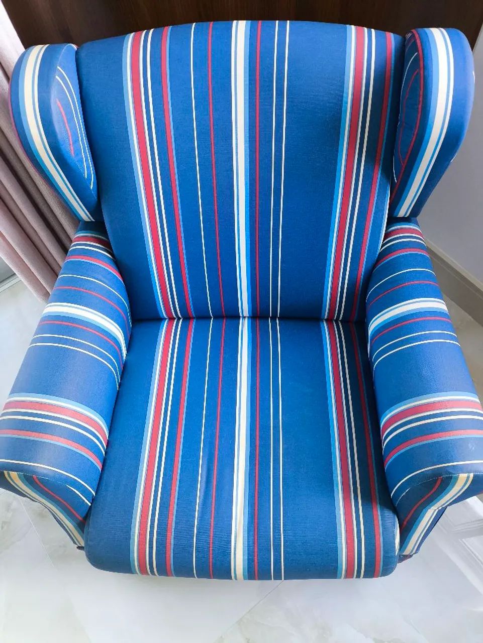 Poltrona estilo bergere