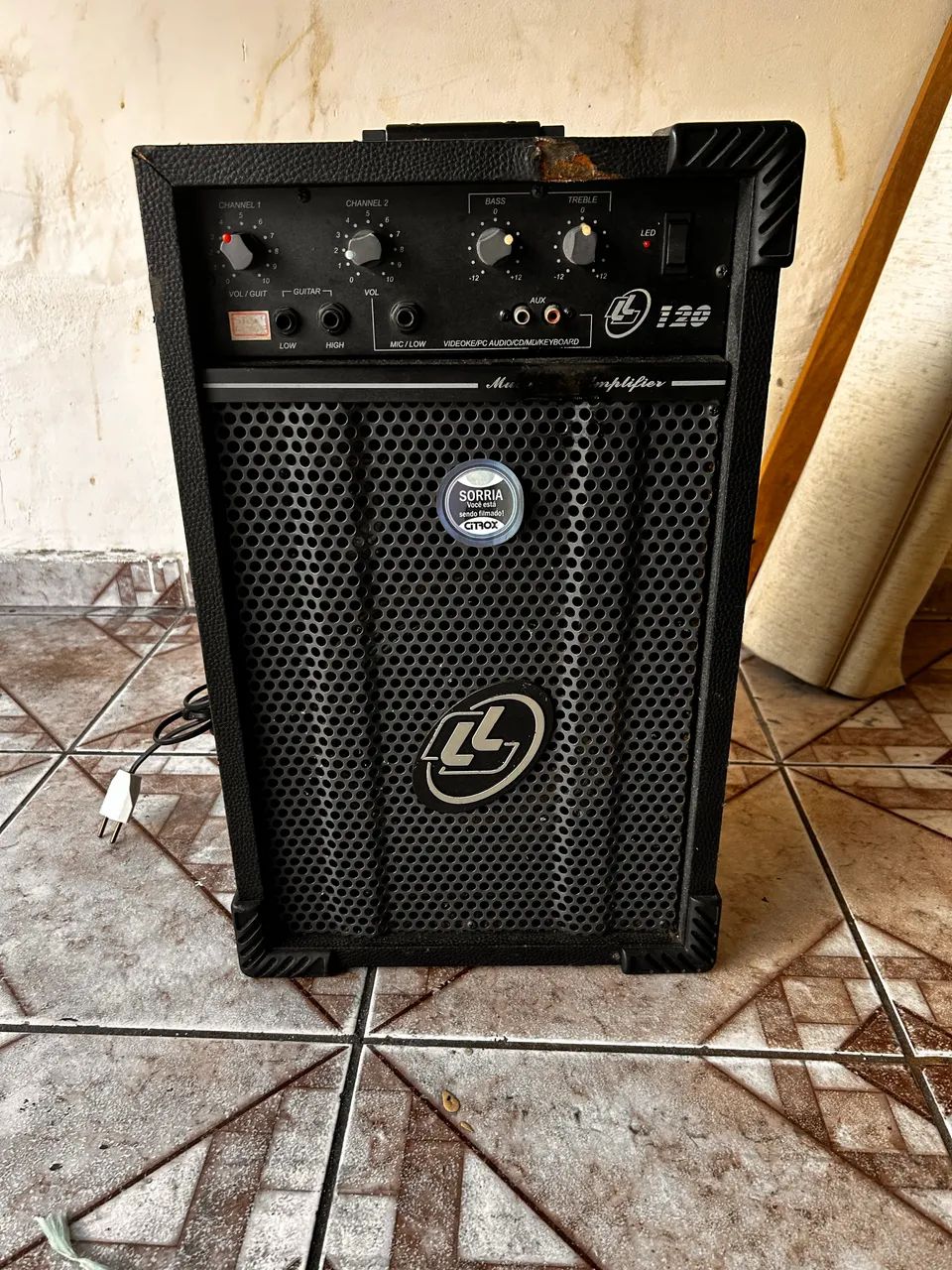 Vendo esta caixa de som  200? - Foto 4
