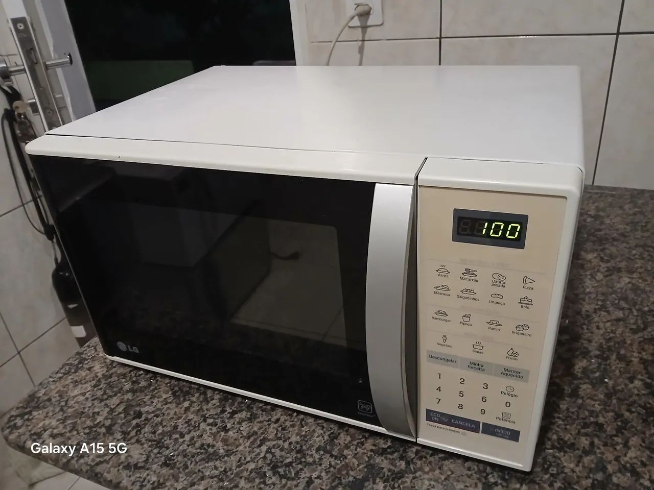 Micro-ondas LG 23 litros  - Foto 4