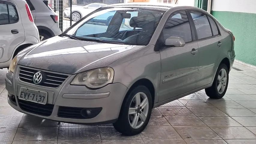 Volkswagen Polo Polo Sed.COMFORT. I MOTION 1.6 T.Flex 4p 2011