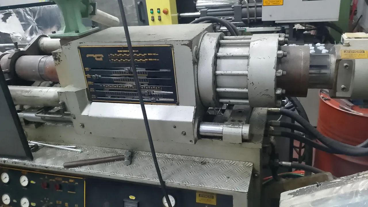 MG TPO 100/200 - Máquina Injetora de plastico - Foto 3