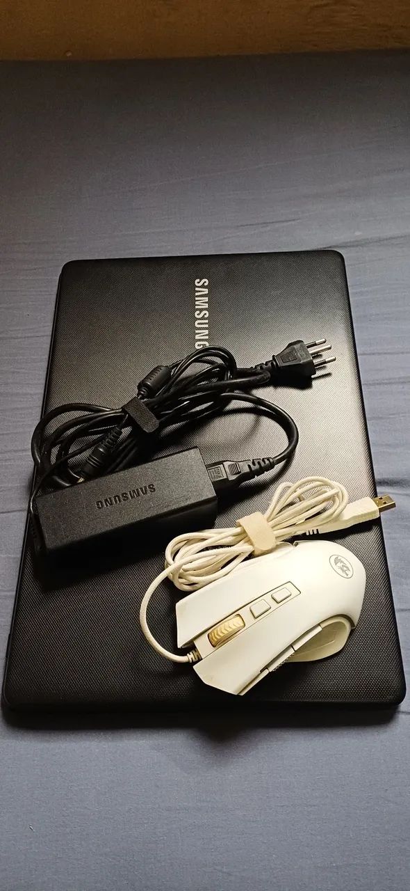 Notebook Samsung Core i7 HD 1TB, Moadel NP300E5M0
