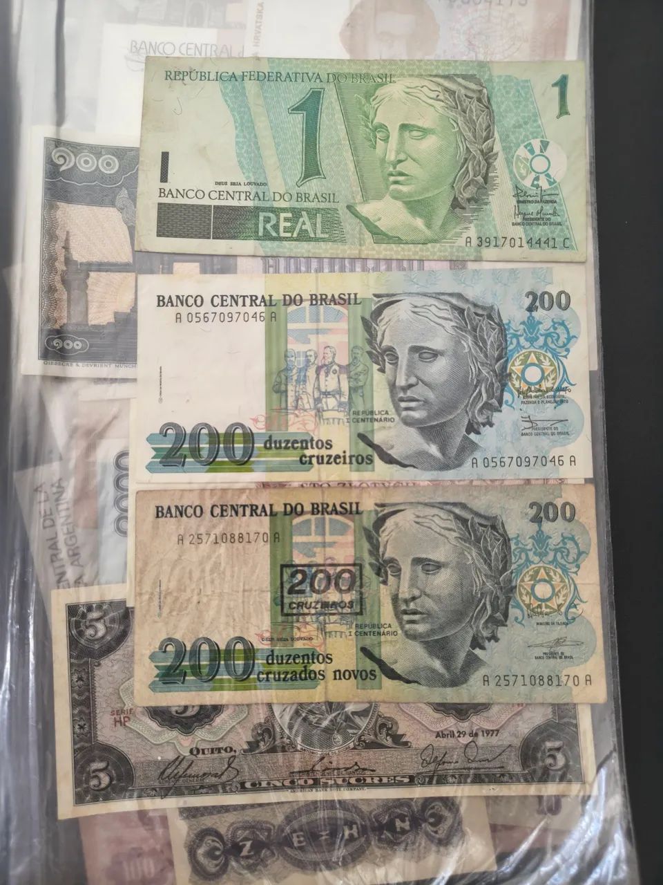 Notas antigas e estrangeiras - Foto 5
