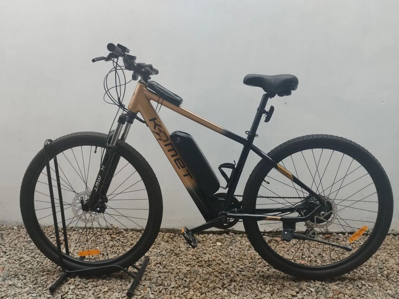 Bicicleta Elétrica KOMET - Motor 250W | Autonomia até 60 km