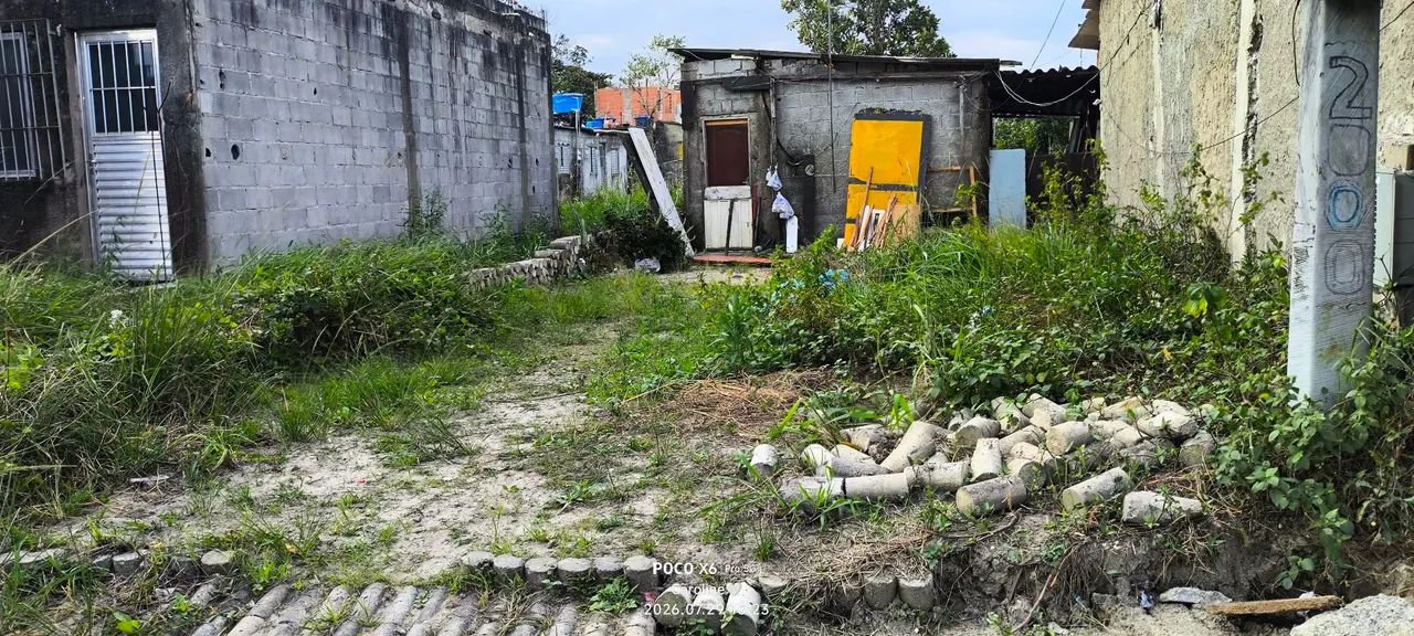 Vendo casa na Hermenegildo , terreno grande , perfeito para continuar construindo - Foto 2