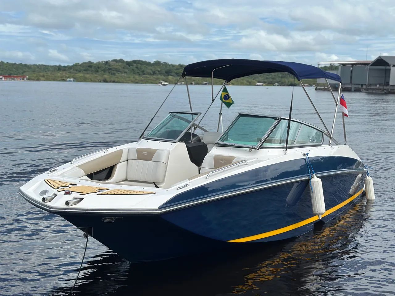 Lancha Regal Fasdeck 2220 - Foto 2