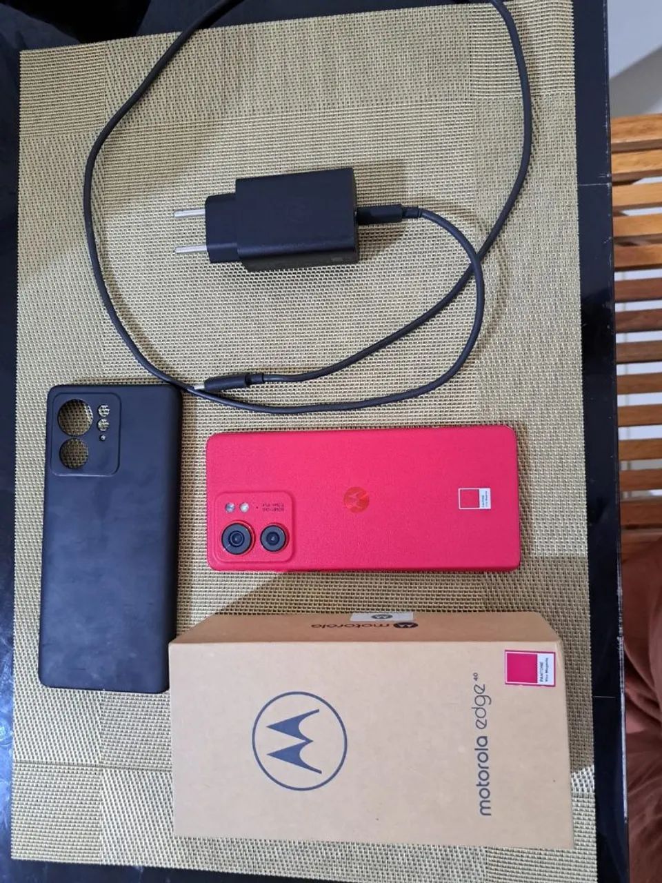 Moto Edge 40 (câmeras off) - Foto 2