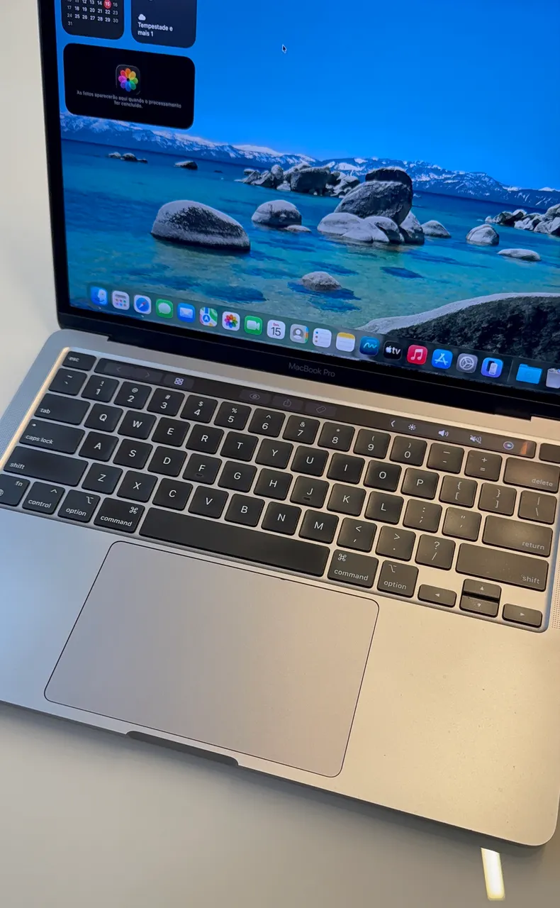MacBook Air 13? Early 2015 - i5 | 8GB RAM | 128GB SSD