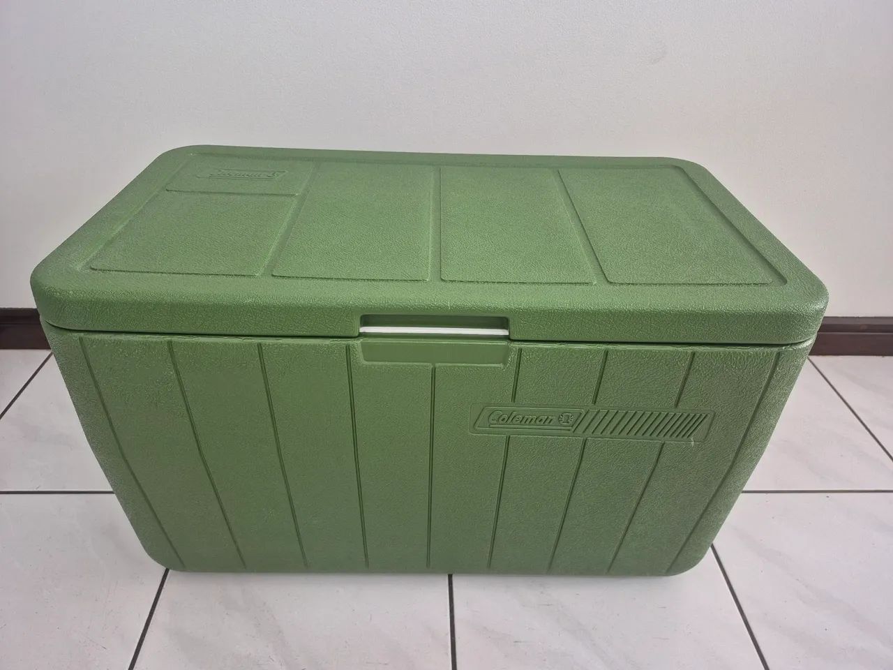 Caixa termcai 45 litros verde militar Colemam 