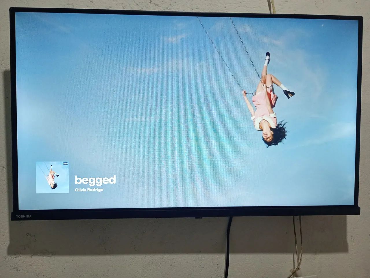 Oportunidade! TV 32" Funcionando 100% - Foto 3