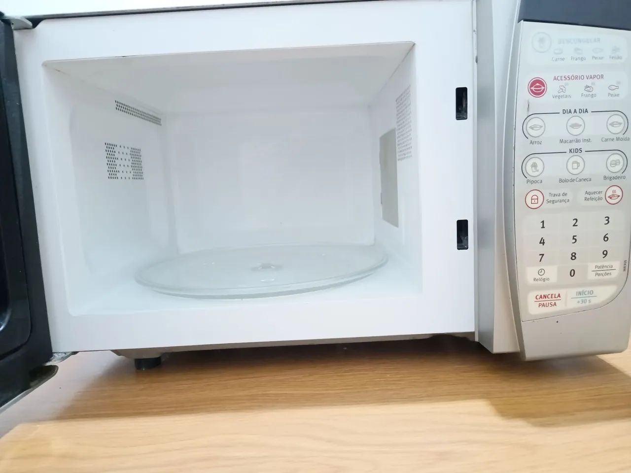 Microondas Eletrolux Inox  - Foto 2