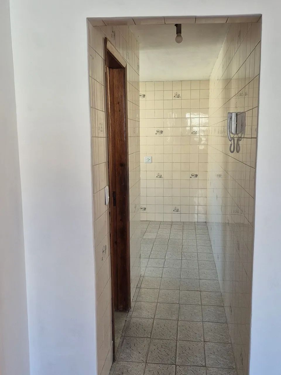 Apartamento na rua principal - Foto 5