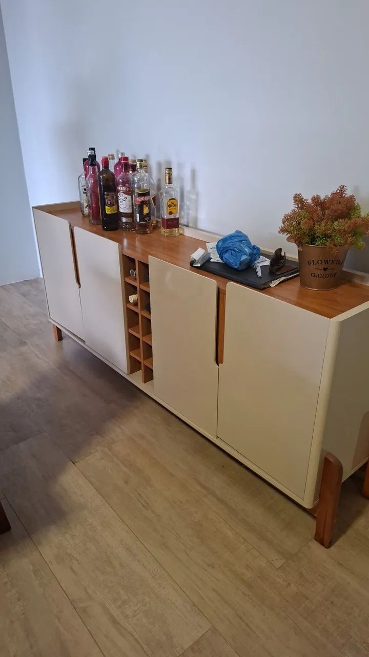 Mesa e armário  - Foto 5