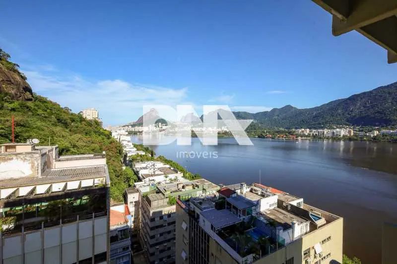 Apartamento : / Residencial / Lagoa