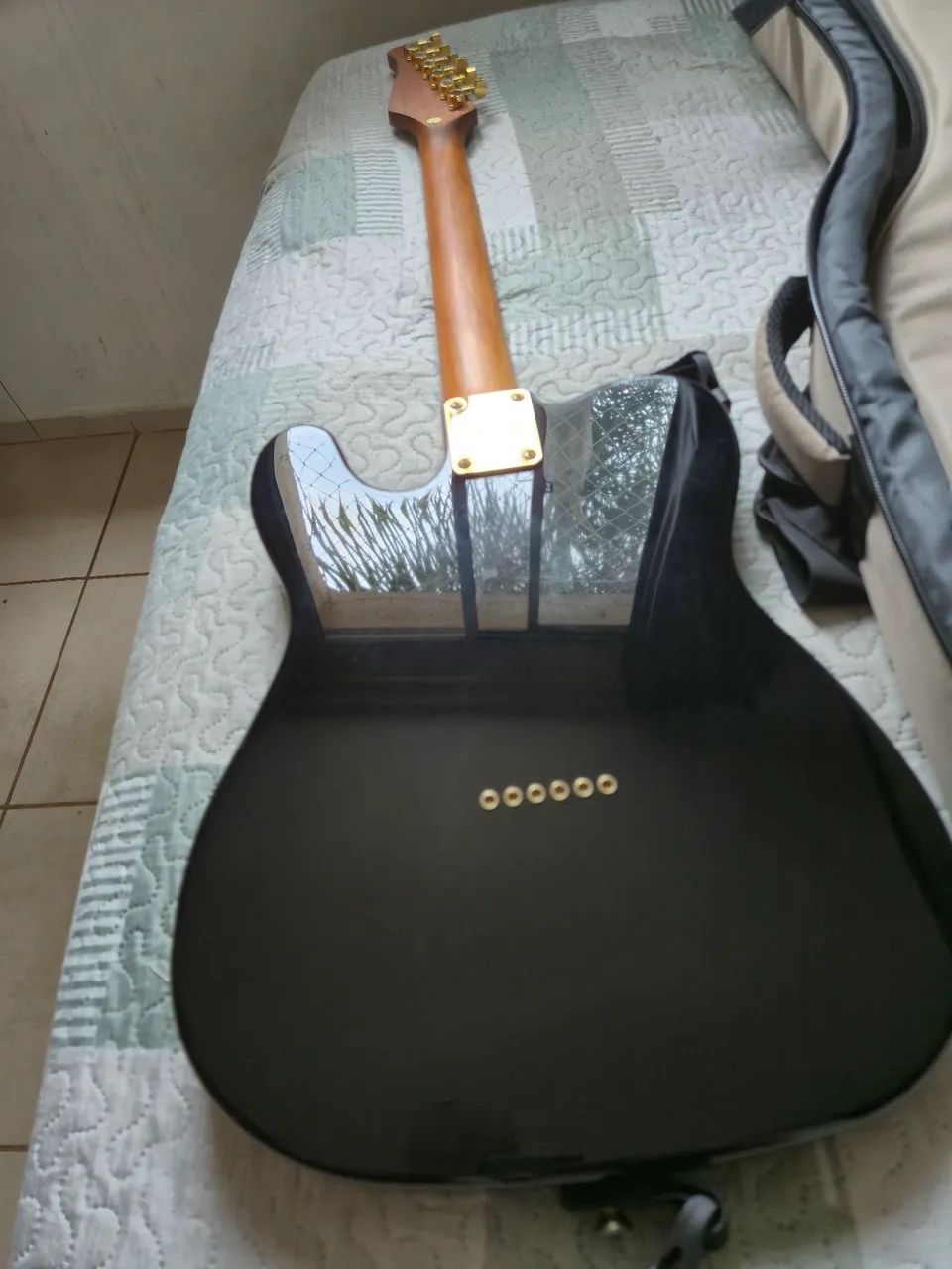Guitarra Benson Hardy 904 - Foto 4