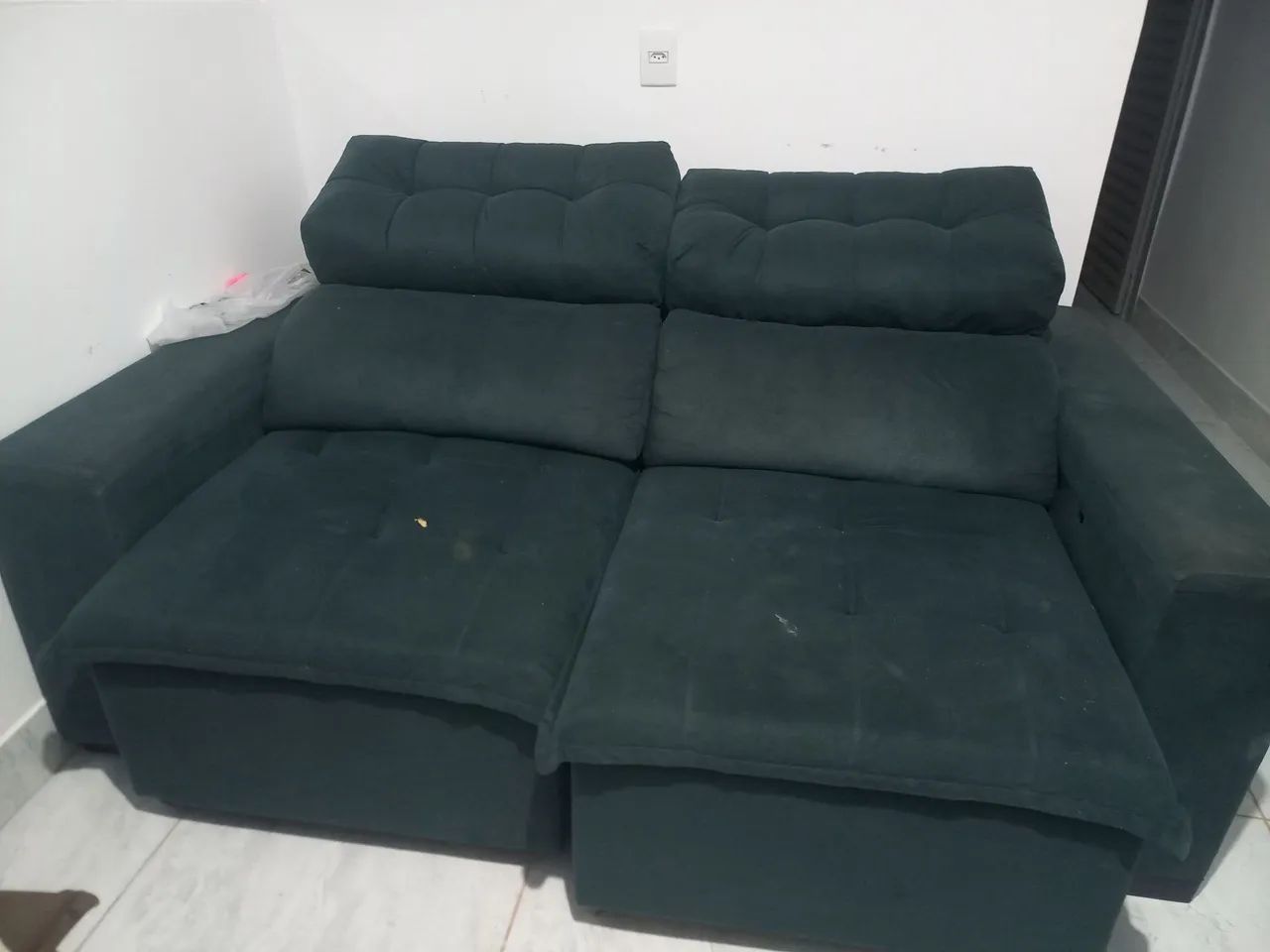 Vende-se sofá retrátil e reclináveis, usado - Foto 2