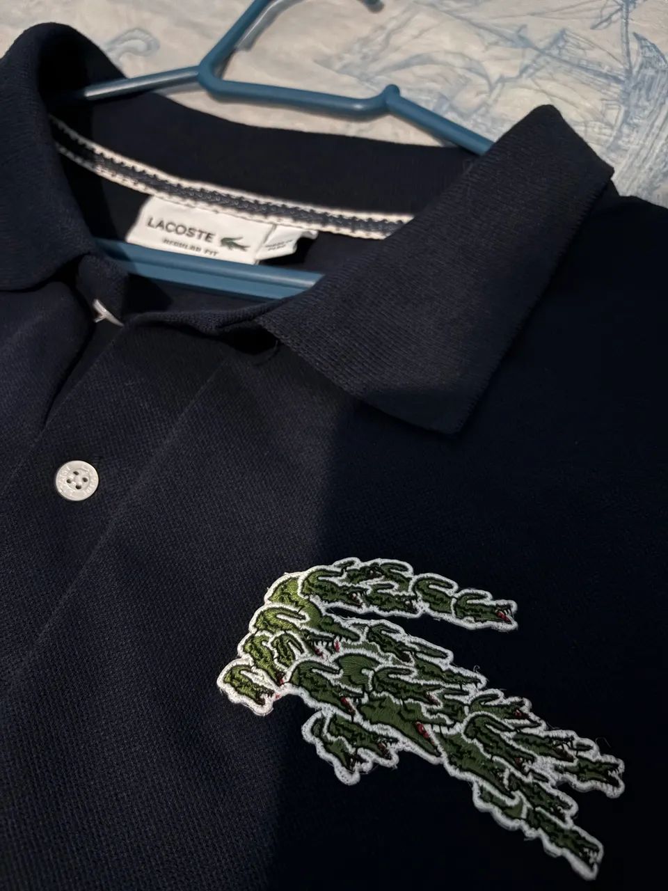Polo Lacoste Regular Fit Azul Marinho, Tam G  - Foto 3