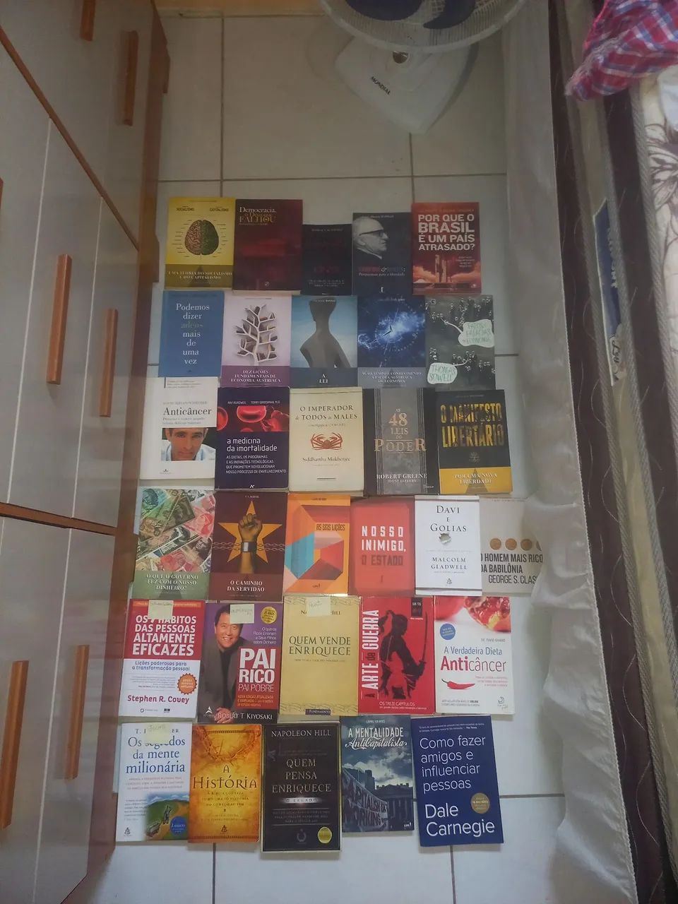 Livros - Foto 2