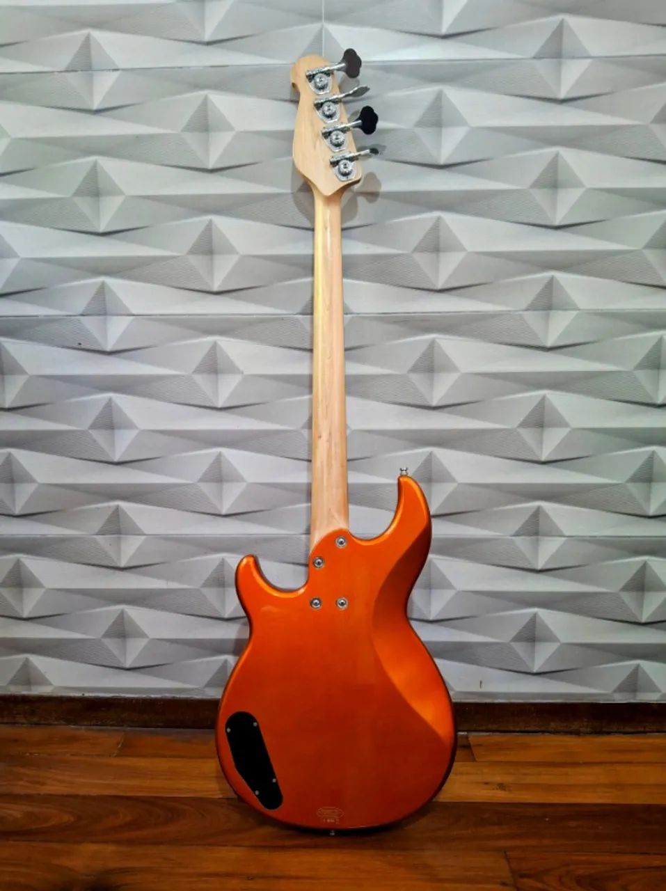 Contra-Baixo Yamaha BB414 Tangerine - Raridade - Instrumentos