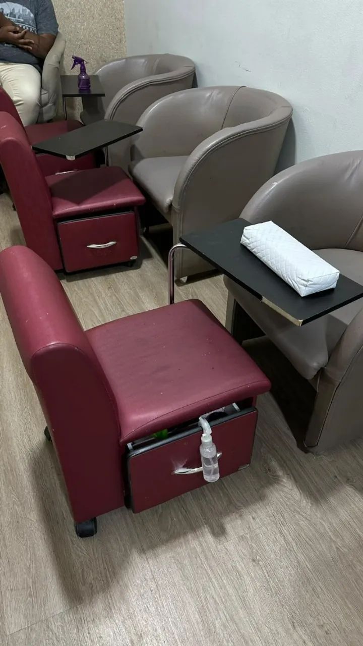 Cirada/carro/carrinho de manicure