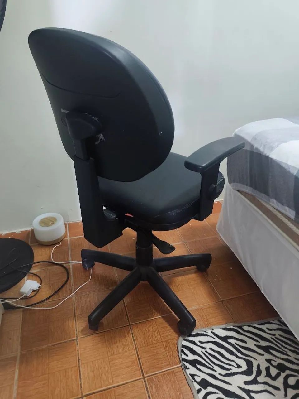 Cadeira executiva em perfeito estado  - Foto 2