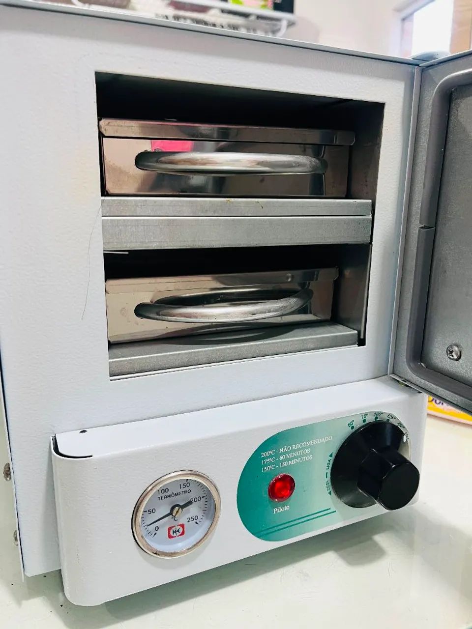 ESTUFA ESTERILIZADORA 