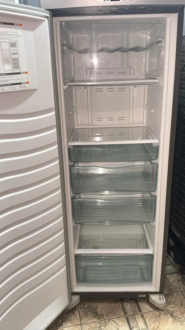 Freezer vertical Brastemp, Funcionando perfeitamente  - Foto 2