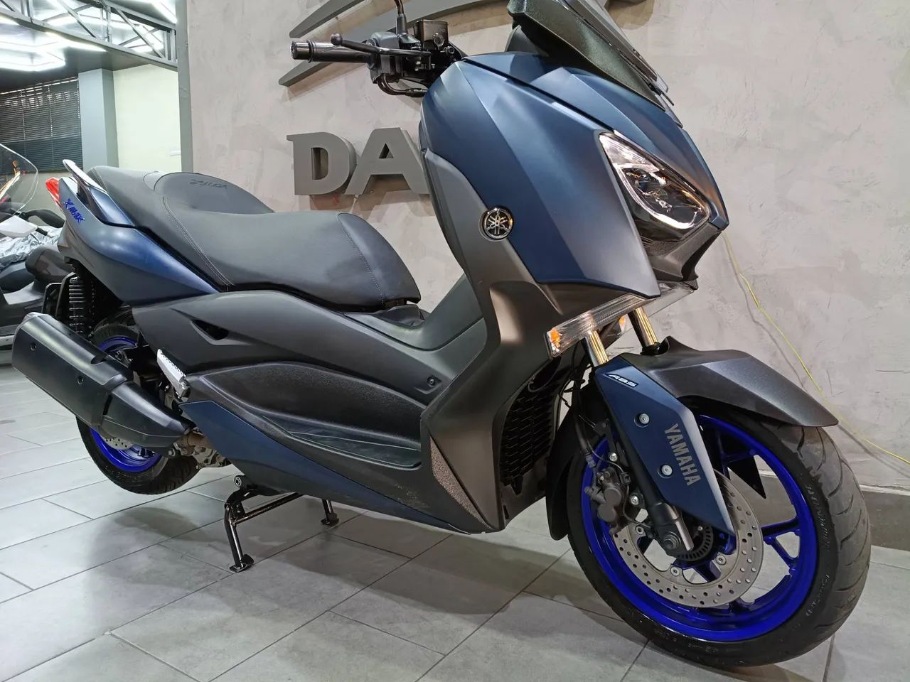 YAMAHA XMAX ABS - Foto 5