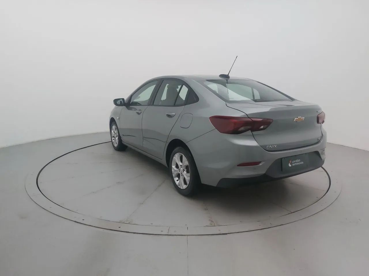 Chevrolet Onix Plus LTZ 1.0 12V TB Flex Aut. 4P, foto 3 de 18