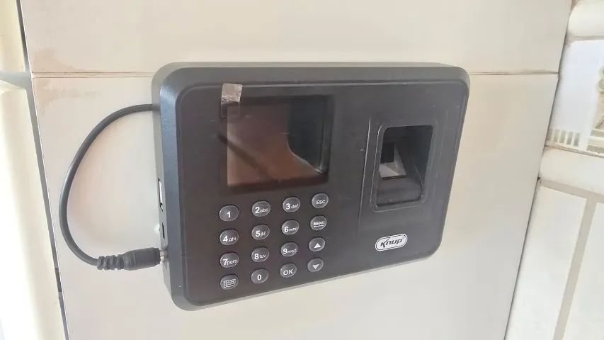 CST-BIO X4 EXPERT - sistema de controle de ponto eletrônico