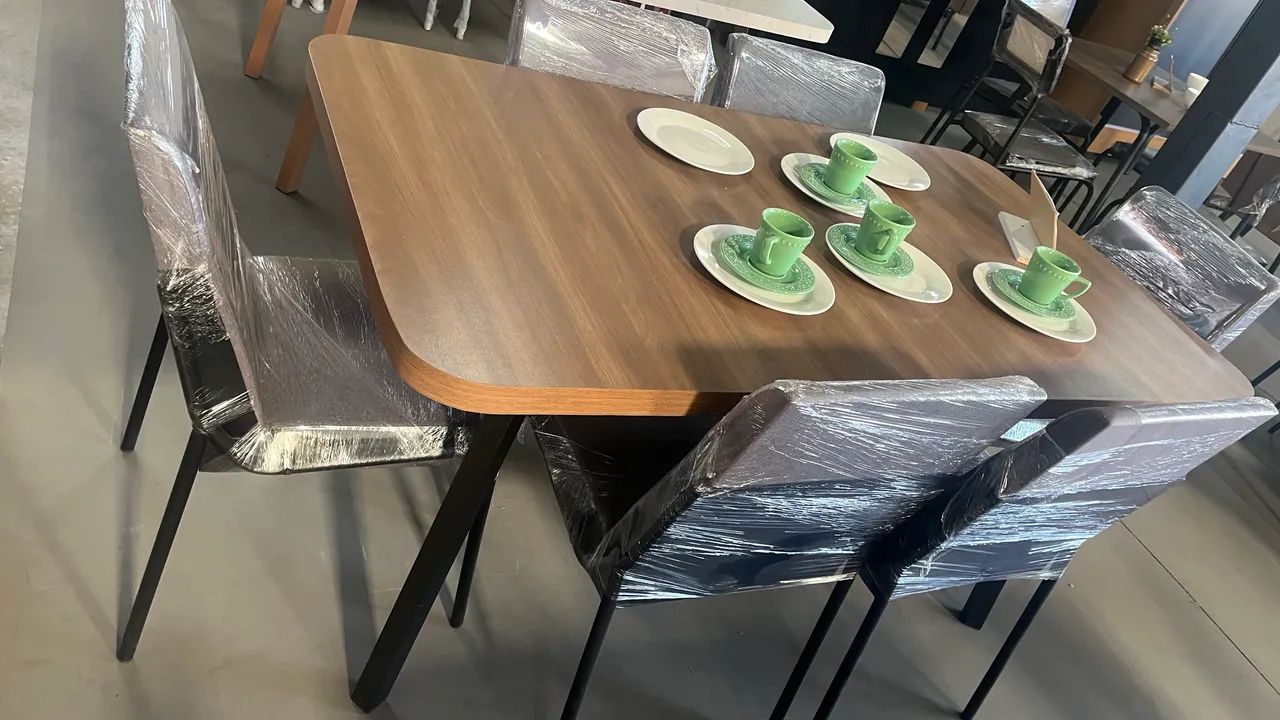 Mesa de Jantar E92