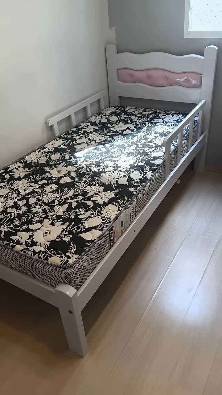 Cama de solteiro madeira maciça com colchão ortobom