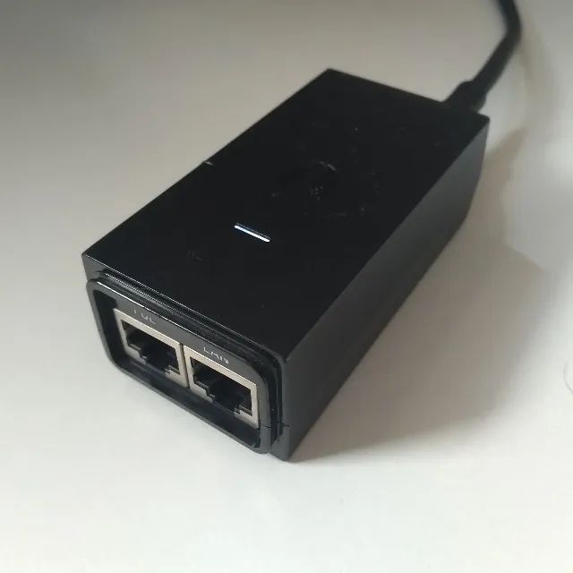 Fonte Poe 24V Ubiquiti Original Fast Ethernet