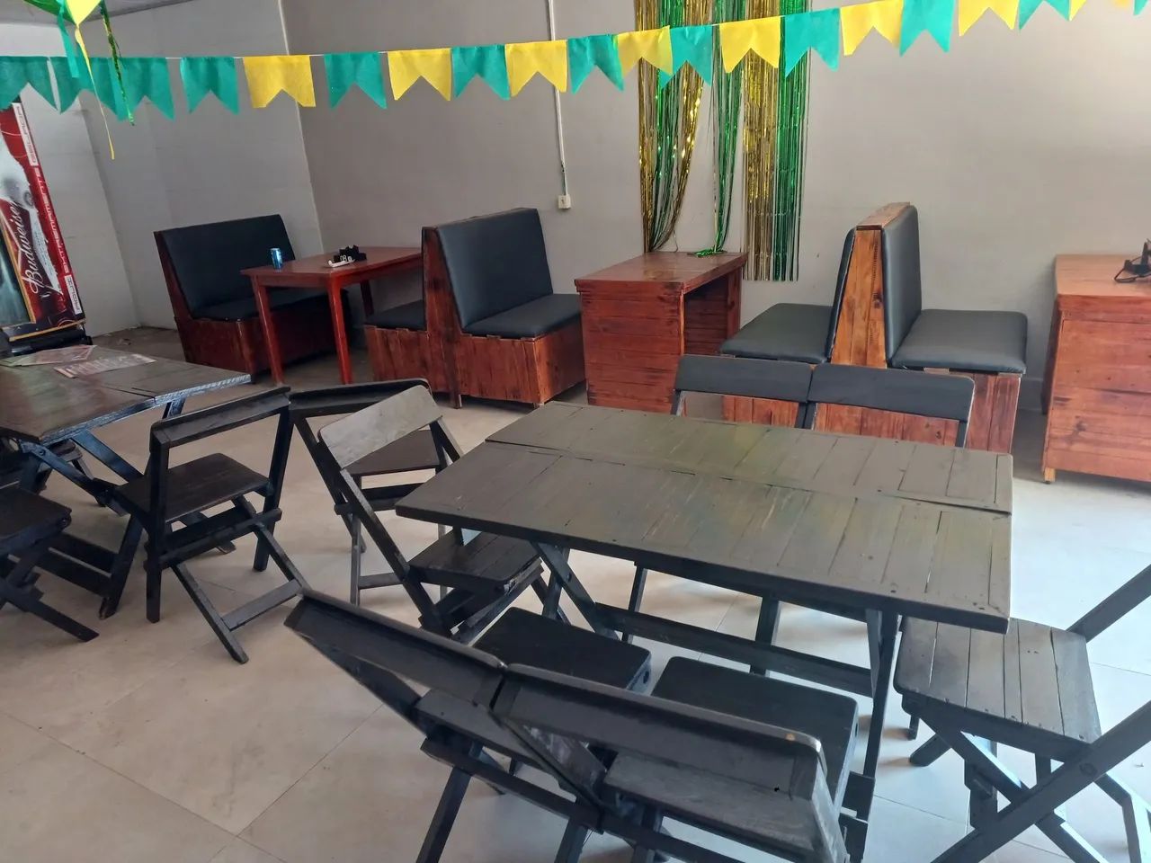 Mesas e bancos - Foto 2