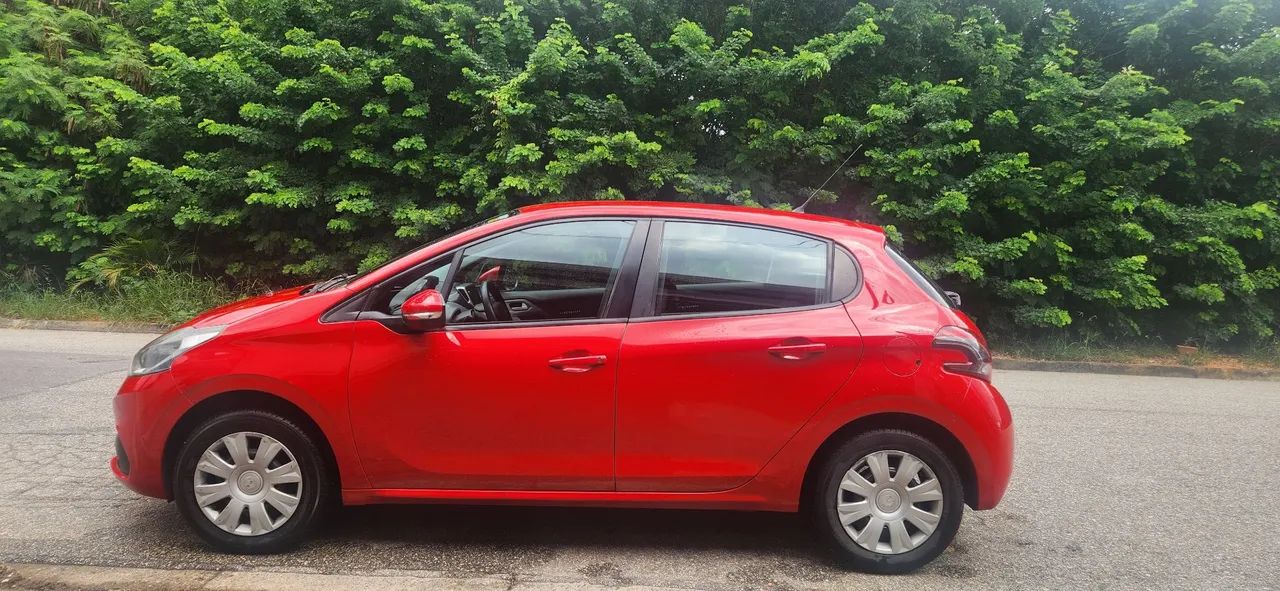 Peugeot 208 208 Active 1.2 Flex 12V 5p Mec. 2017