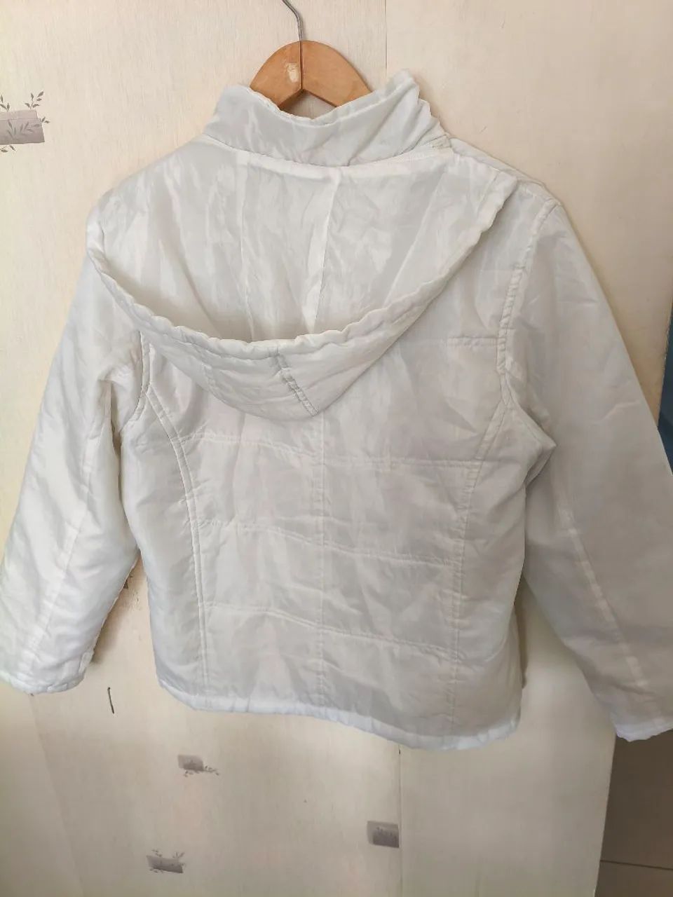 Jaqueta nylon branca  - Foto 3
