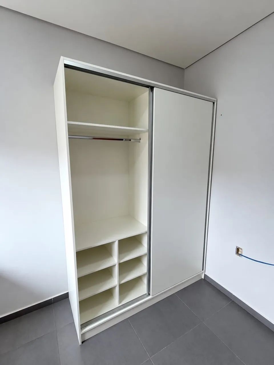 Roupeiro 1,80m Em 100%MDF 