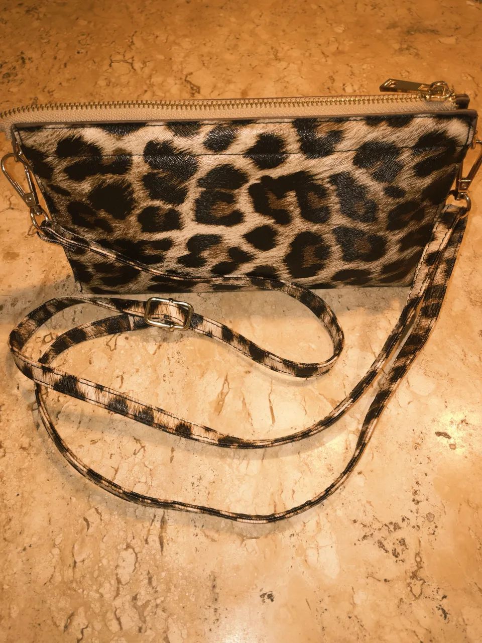 Bolsa Animal Print Oncinha 2 em 1 | Transversal e Clutch