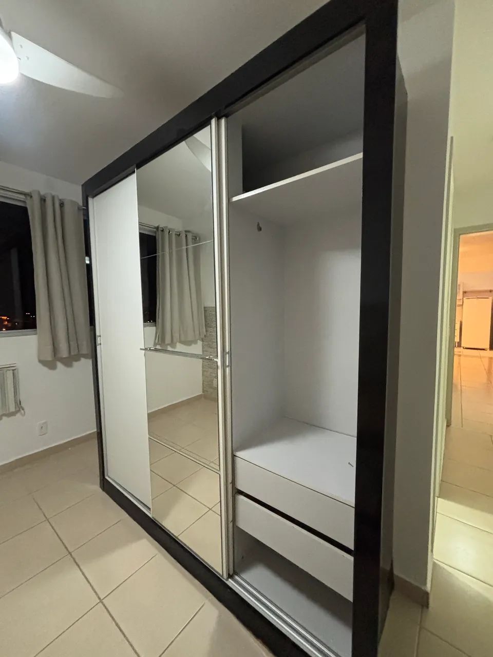 VENDO GUARDA-ROUPA!  - Foto 4