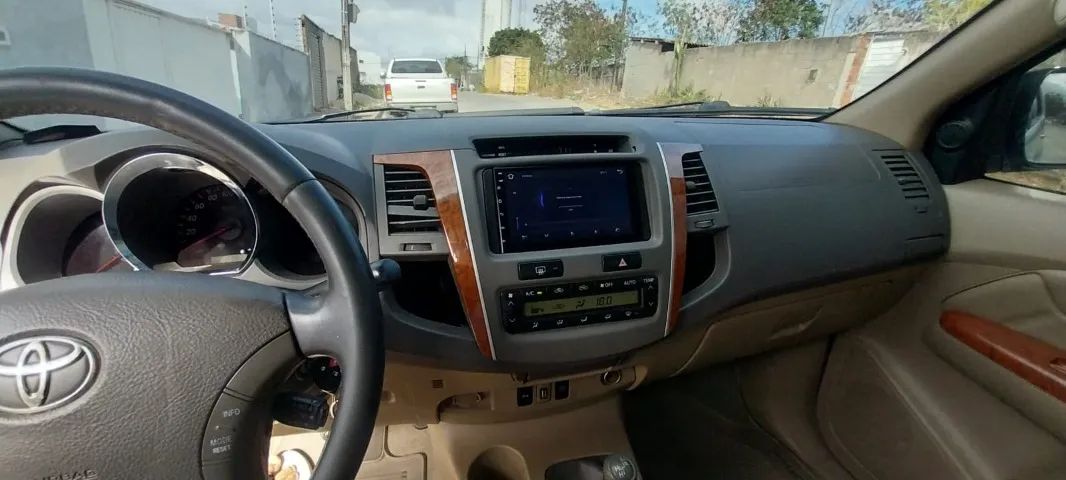 Toyota Hilux SW4 SRV D4-d 4X4 3.0 TDI Dies. AUT 2011 - Foto 5