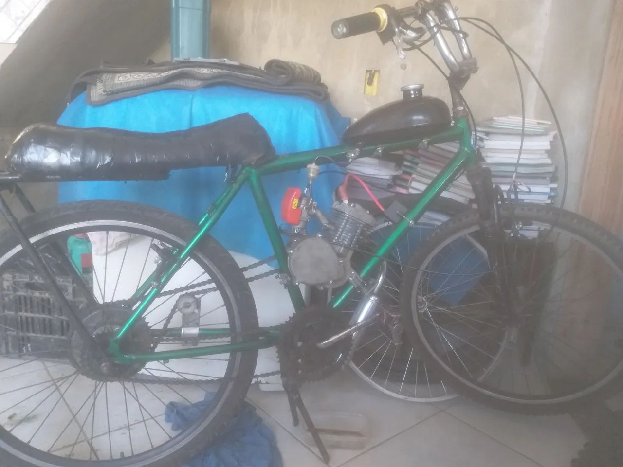 VENDO MOTORIZADA 80CC