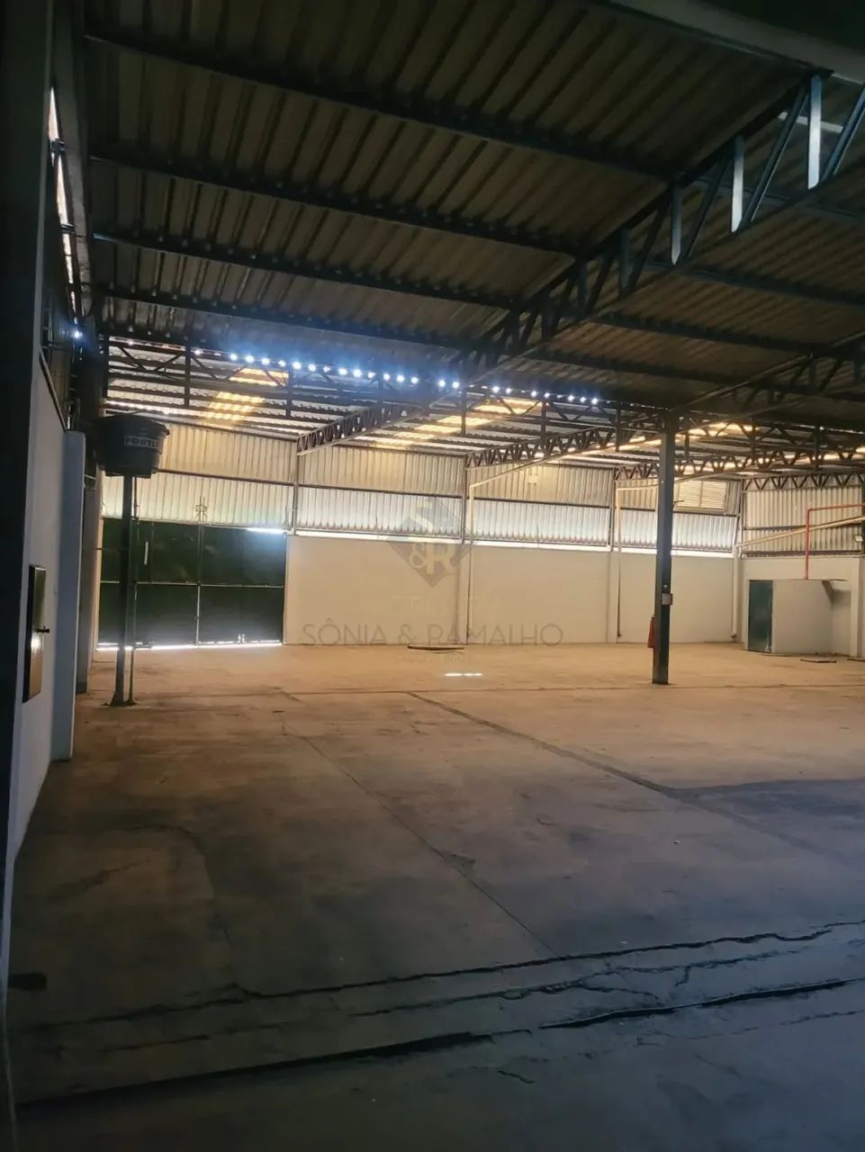 Galpão comercial para Locação no Bairro Parque Industrial Tanquinho, em Ribeirão Preto - Foto 7