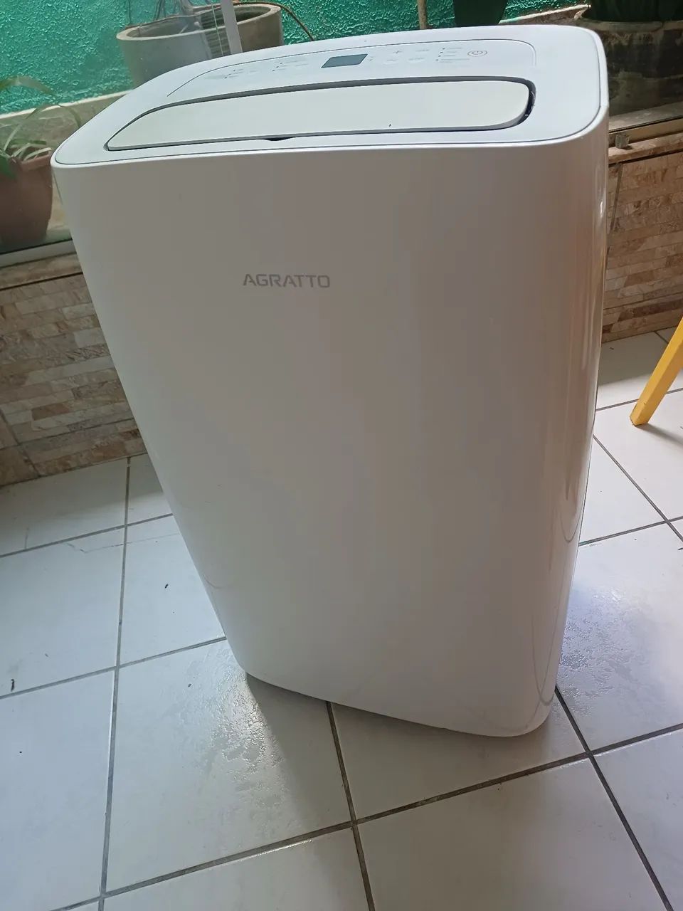 Ar-condicionado 11milbtus portátil Agratto 