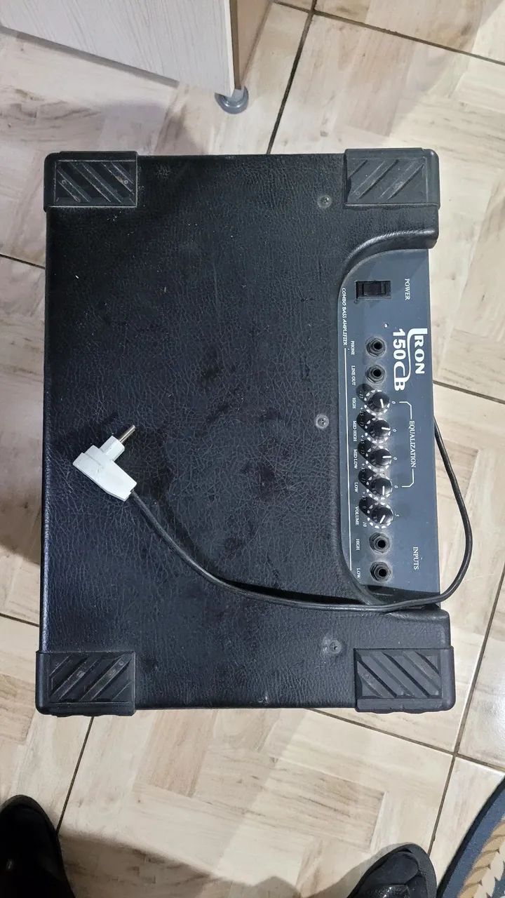 Amplificador Cubo P/ BAIXO Iron 150cb  - Foto 3