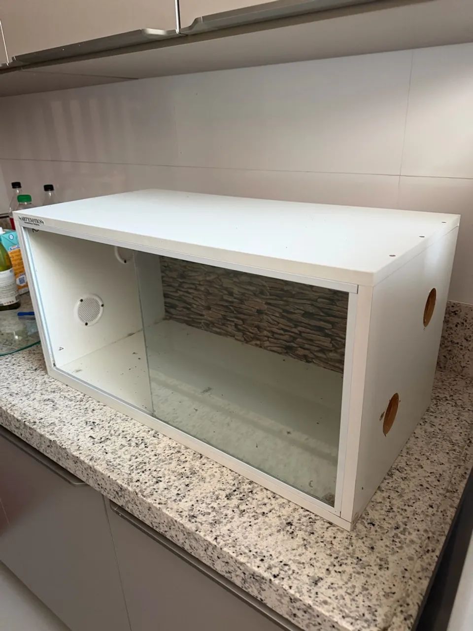 TERRÁRIO PARA RÉPTEIS 