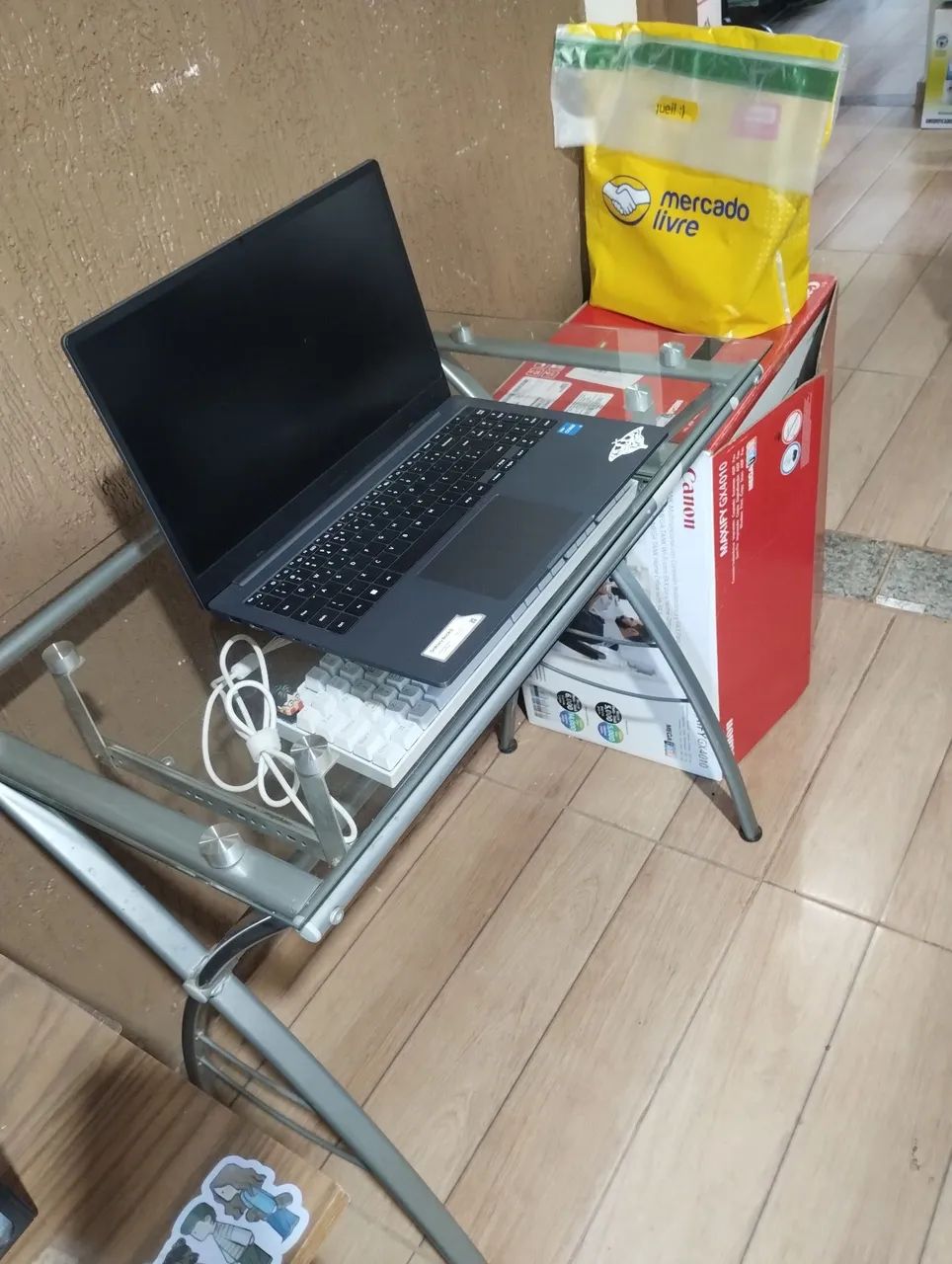 Mesa de vidro para computador - Foto 2