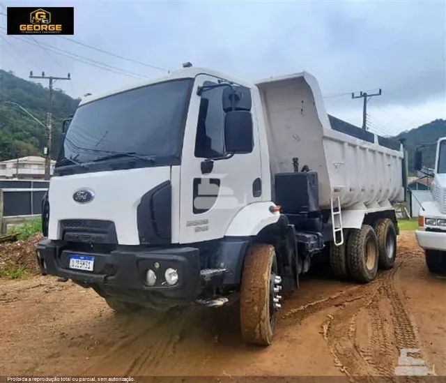 Caminhão Ford CARGO 2629 E 6x4 - Caçamba - Foto 2