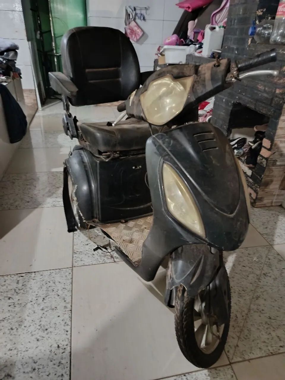 Triciclo elétrico 