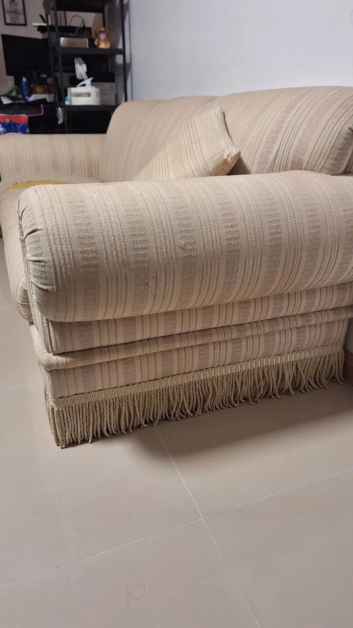 2 sofás + três almofadas - Foto 4