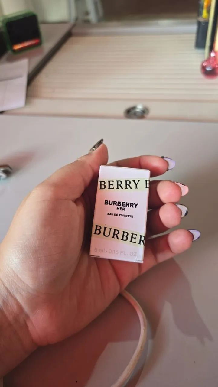 Burberry miniatura.